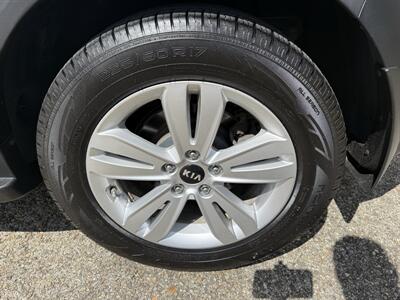 2019 Kia Sportage LX   - Photo 9 - Pittsburgh, PA 15226
