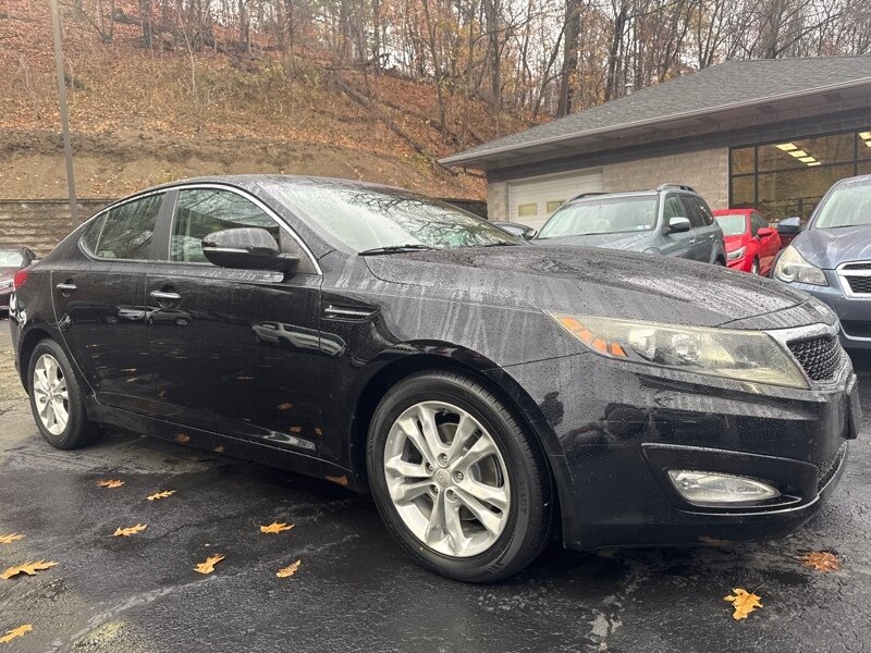 2013 Kia Optima LX photo 3