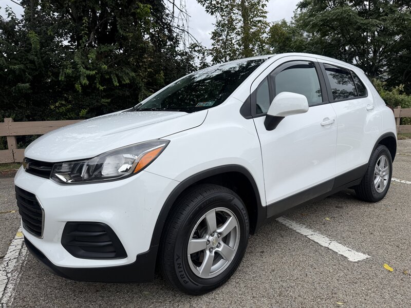 2017 Chevrolet Trax LS   - Photo 1 - Pittsburgh, PA 15226