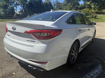 2015 Hyundai SONATA Sport 2.0T - Photo 7 - Pittsburgh, PA 15226