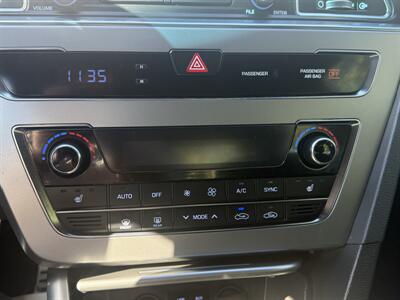 2015 Hyundai SONATA Sport 2.0T - Photo 37 - Pittsburgh, PA 15226