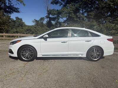 2015 Hyundai SONATA Sport 2.0T - Photo 2 - Pittsburgh, PA 15226