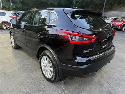 2020 Nissan Rogue S   - Photo 5 - Pittsburgh, PA 15226