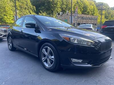 2017 Ford Focus SE   - Photo 3 - Pittsburgh, PA 15226