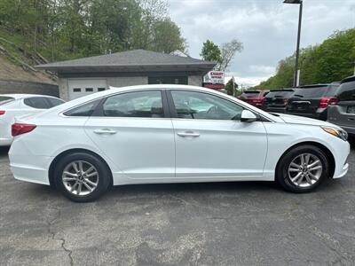 2017 Hyundai Sonata   - Photo 4 - Pittsburgh, PA 15226