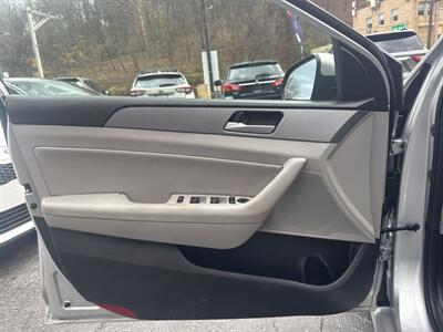 2018 Hyundai SONATA SEL   - Photo 18 - Pittsburgh, PA 15226