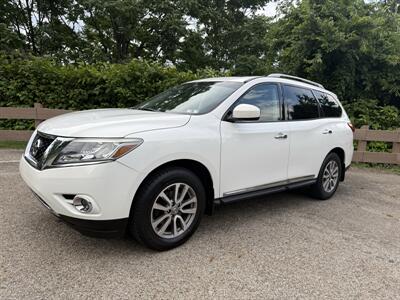2014 Nissan Pathfinder SL   - Photo 1 - Pittsburgh, PA 15226