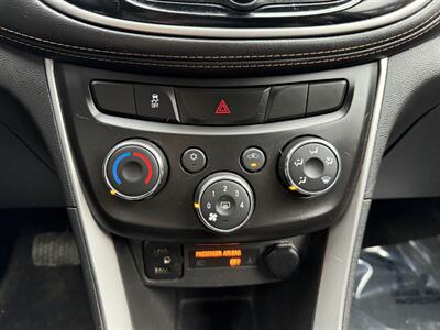 2019 Chevrolet Trax LT   - Photo 25 - Pittsburgh, PA 15226