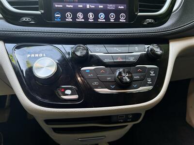 2018 Chrysler Pacifica Limited - Photo 25 - Pittsburgh, PA 15226