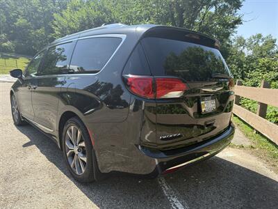 2018 Chrysler Pacifica Limited - Photo 5 - Pittsburgh, PA 15226