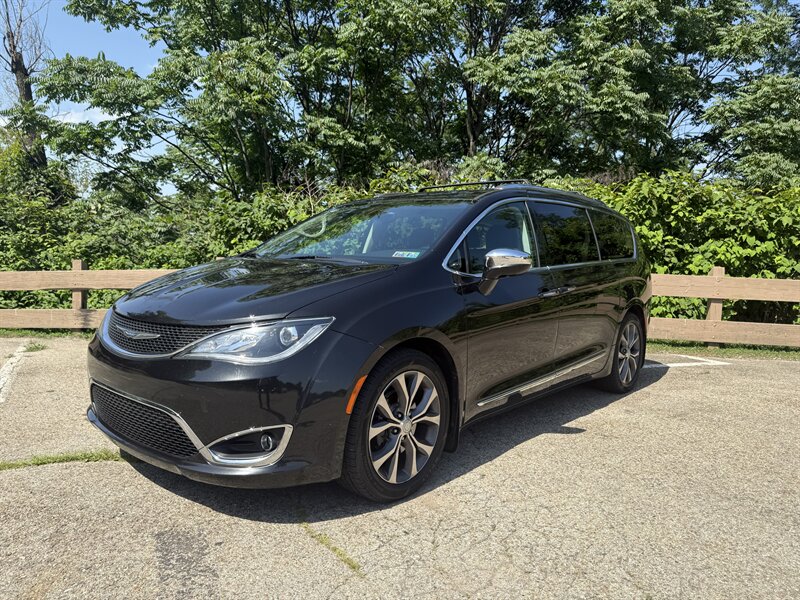 2018 Chrysler Pacifica Limited  