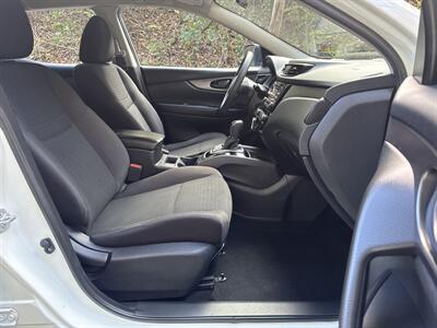 2017 Nissan Rogue Sport S   - Photo 28 - Pittsburgh, PA 15226