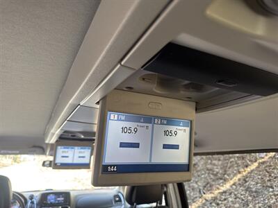 2012 Chrysler Town & Country Touring-L   - Photo 31 - Pittsburgh, PA 15226