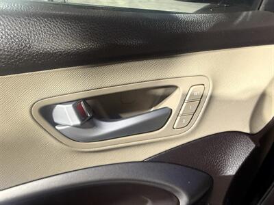 2017 Hyundai SANTA FE Sport 2.4L   - Photo 17 - Pittsburgh, PA 15226