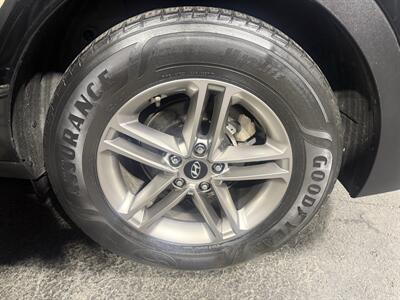 2017 Hyundai SANTA FE Sport 2.4L   - Photo 33 - Pittsburgh, PA 15226
