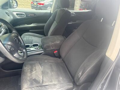 2014 Nissan Pathfinder S   - Photo 17 - Pittsburgh, PA 15226