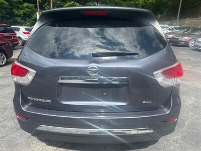 2014 Nissan Pathfinder S   - Photo 6 - Pittsburgh, PA 15226