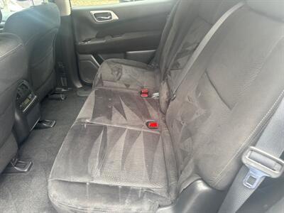 2014 Nissan Pathfinder S   - Photo 23 - Pittsburgh, PA 15226