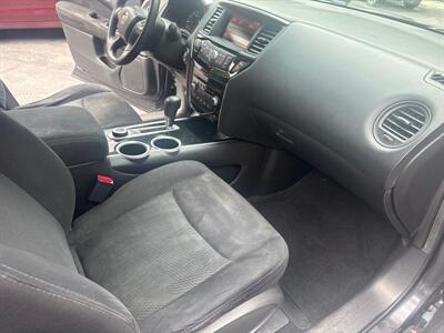 2014 Nissan Pathfinder S   - Photo 27 - Pittsburgh, PA 15226