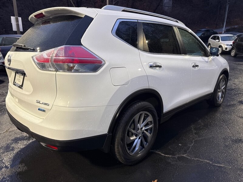 2014 Nissan Rogue SL photo 5