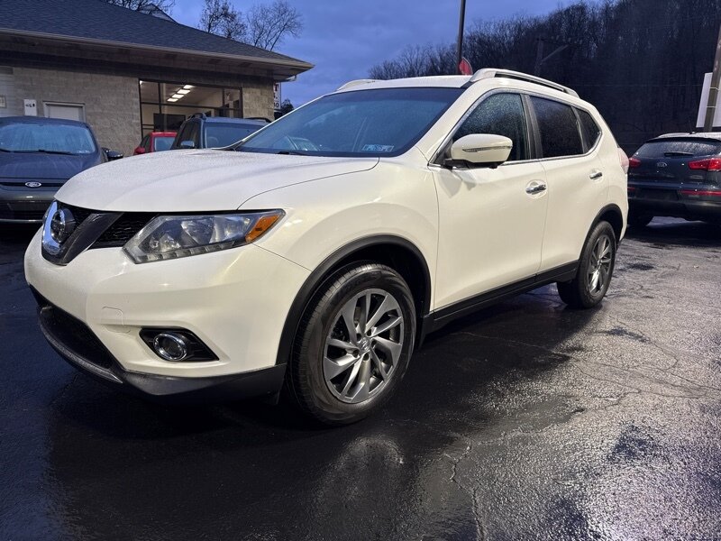 Nissan Rogue's photo