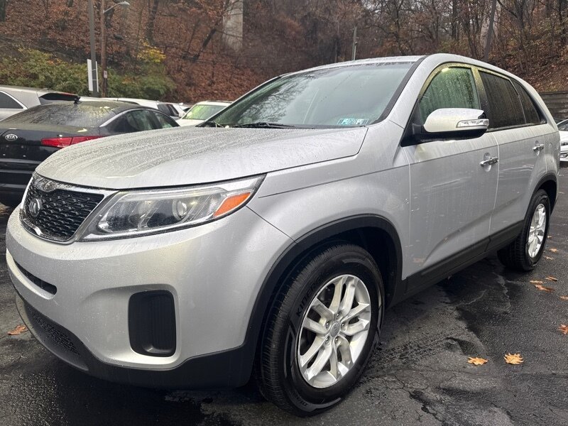 Kia Sorento's photo