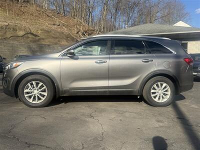 2016 Kia Sorento LX   - Photo 4 - Pittsburgh, PA 15226
