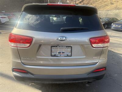 2016 Kia Sorento LX   - Photo 5 - Pittsburgh, PA 15226