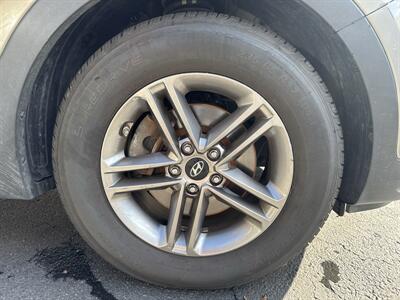2017 Hyundai SANTA FE Sport 2.4L   - Photo 12 - Pittsburgh, PA 15226