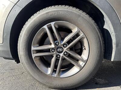 2017 Hyundai SANTA FE Sport 2.4L   - Photo 8 - Pittsburgh, PA 15226