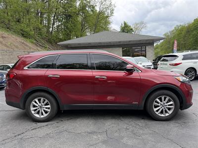 2020 Kia Sorento LX   - Photo 5 - Pittsburgh, PA 15226