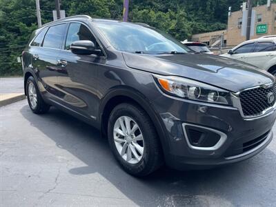 2017 Kia Sorento LX   - Photo 3 - Pittsburgh, PA 15226