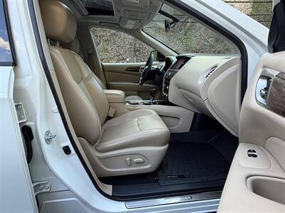 2017 Nissan Pathfinder Platinum   - Photo 27 - Pittsburgh, PA 15226