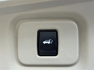 2017 Nissan Pathfinder Platinum   - Photo 46 - Pittsburgh, PA 15226
