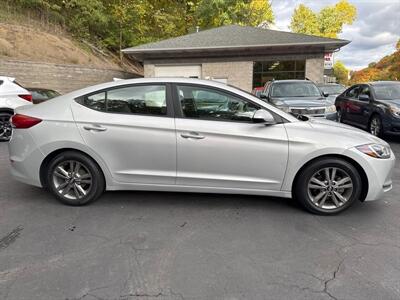 2017 Hyundai Elantra SE   - Photo 4 - Pittsburgh, PA 15226