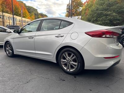 2017 Hyundai Elantra SE   - Photo 7 - Pittsburgh, PA 15226