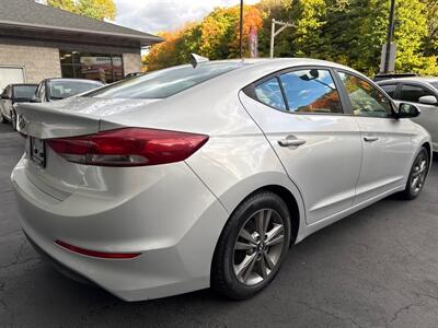 2017 Hyundai Elantra SE   - Photo 5 - Pittsburgh, PA 15226