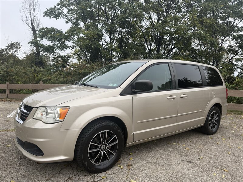 2014 Dodge Grand Caravan SE   - Photo 1 - Pittsburgh, PA 15226