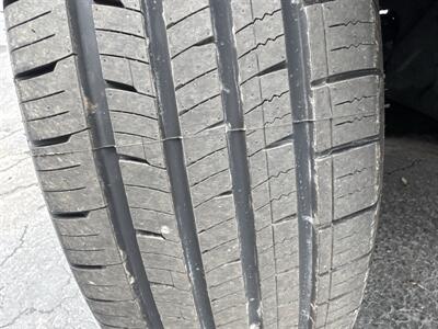 2013 Kia Sorento LX AWD 3rd ROW - Photo 12 - Pittsburgh, PA 15226