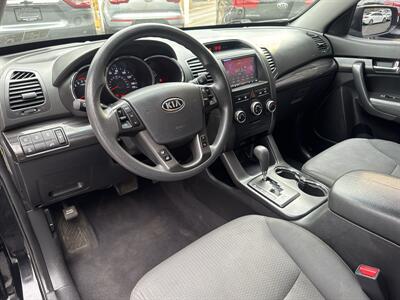 2013 Kia Sorento LX AWD 3rd ROW - Photo 19 - Pittsburgh, PA 15226