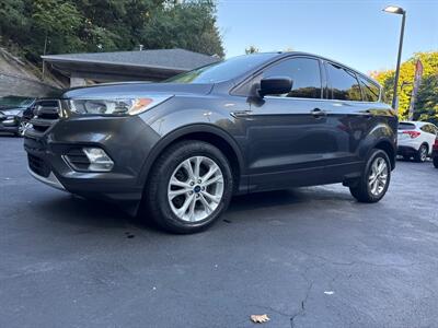 2017 Ford Escape SE   - Photo 1 - Pittsburgh, PA 15226