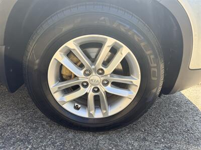 2014 Kia Sorento LX   - Photo 11 - Pittsburgh, PA 15226
