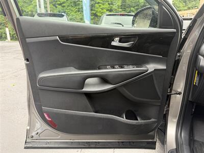 2016 Kia Sorento LX - Photo 17 - Pittsburgh, PA 15226