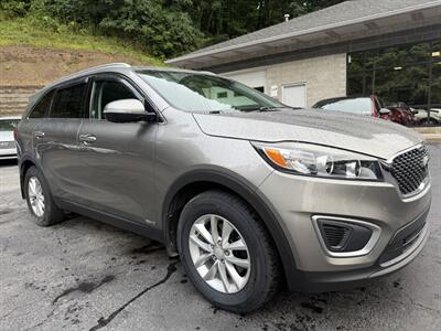 2016 Kia Sorento LX - Photo 3 - Pittsburgh, PA 15226