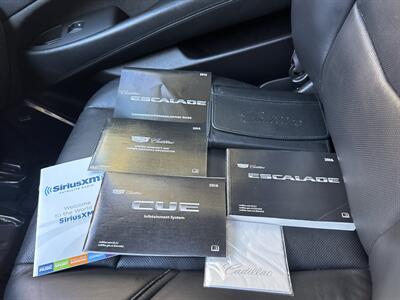 2016 Cadillac Escalade Platinum - Photo 31 - Pittsburgh, PA 15226