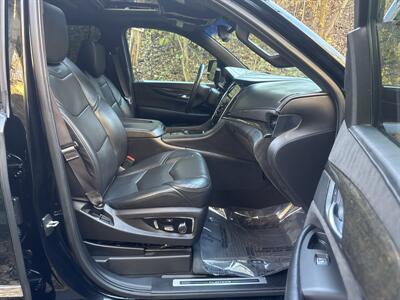 2016 Cadillac Escalade Platinum - Photo 37 - Pittsburgh, PA 15226