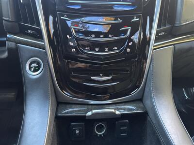 2016 Cadillac Escalade Platinum - Photo 28 - Pittsburgh, PA 15226