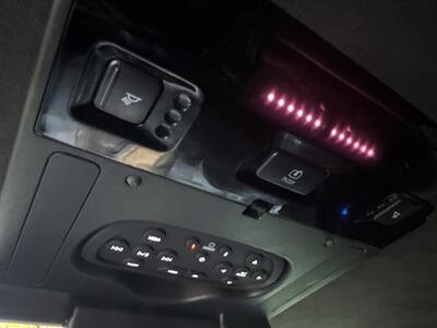 2016 Cadillac Escalade Platinum - Photo 34 - Pittsburgh, PA 15226