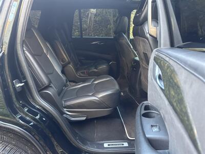 2016 Cadillac Escalade Platinum - Photo 38 - Pittsburgh, PA 15226