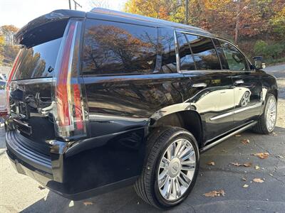 2016 Cadillac Escalade Platinum - Photo 4 - Pittsburgh, PA 15226